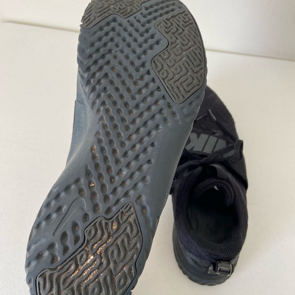 Nike women’s Renew In-Season TR 9 black lace up strap sneakers size 8 - Picture 5 of 9